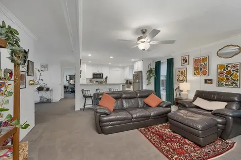 23 Dartmouth Circle Newmarket NH 03857