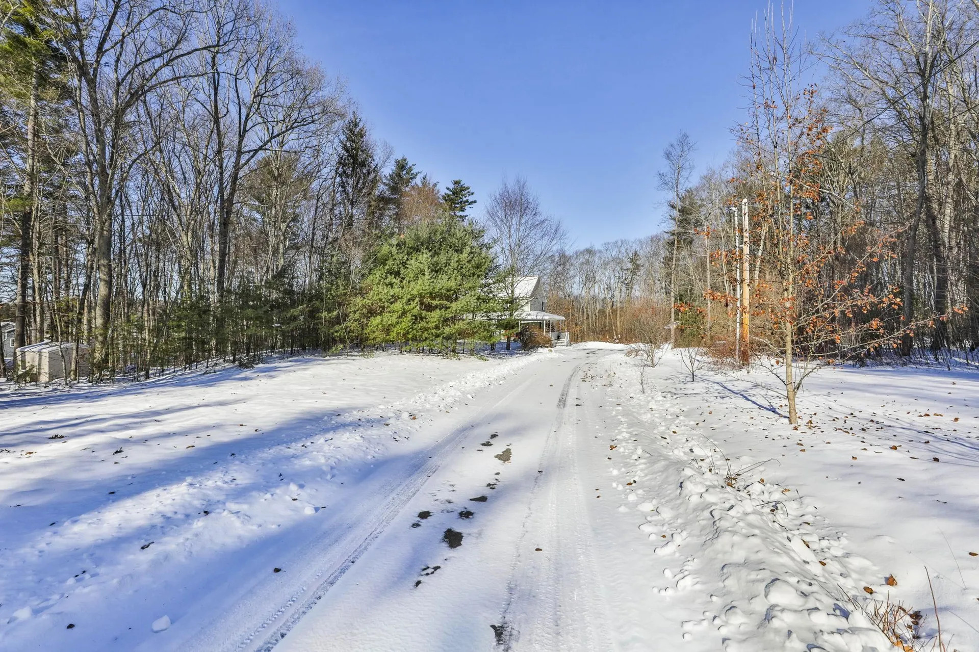 12 Beaver Lake Road Derry NH 03038