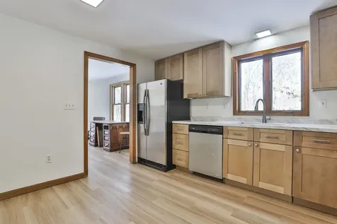 12 Beaver Lake Road Derry NH 03038