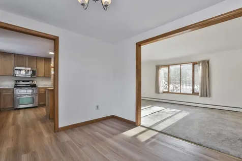 12 Beaver Lake Road Derry NH 03038