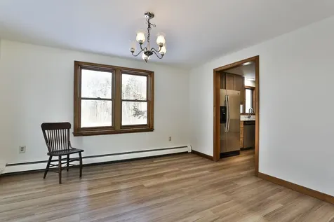 12 Beaver Lake Road Derry NH 03038