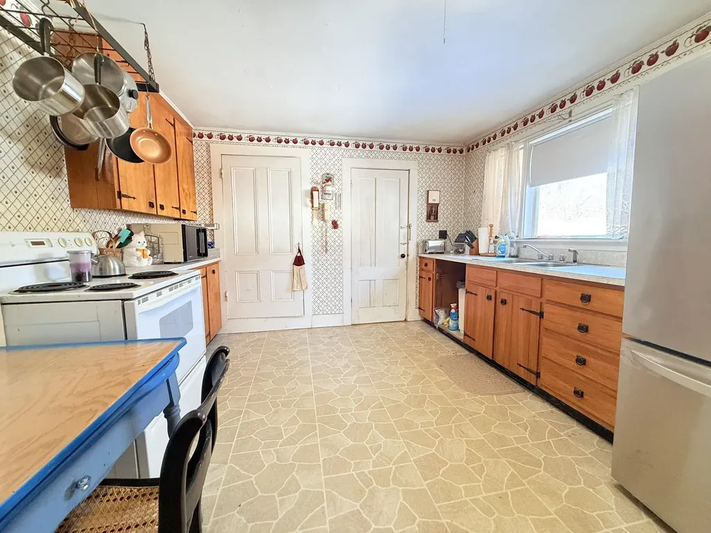 15 Hastings Court Charlestown NH 03603