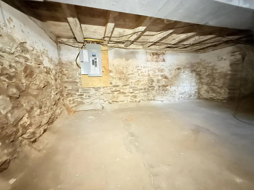 15 Hastings Court Charlestown NH 03603