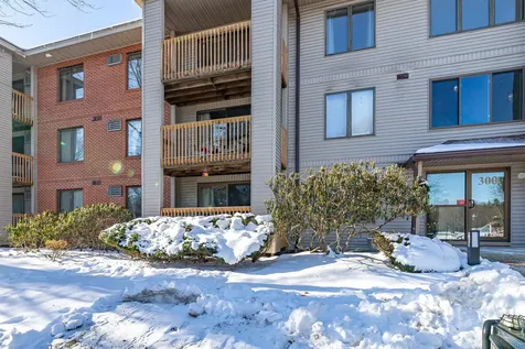 300 Candlewood Park Nashua NH 03062