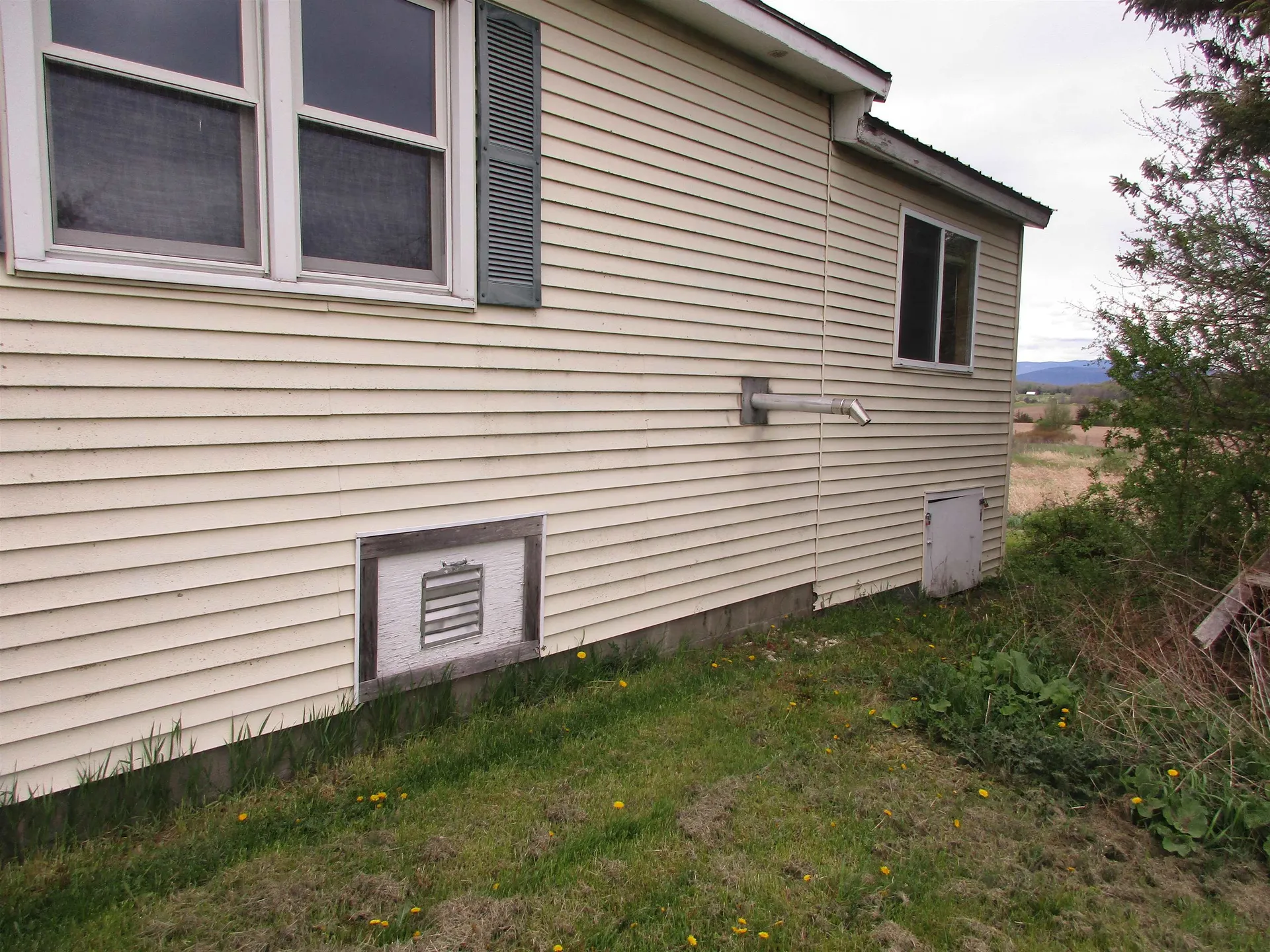 56 Danyow Drive Addison VT 05491