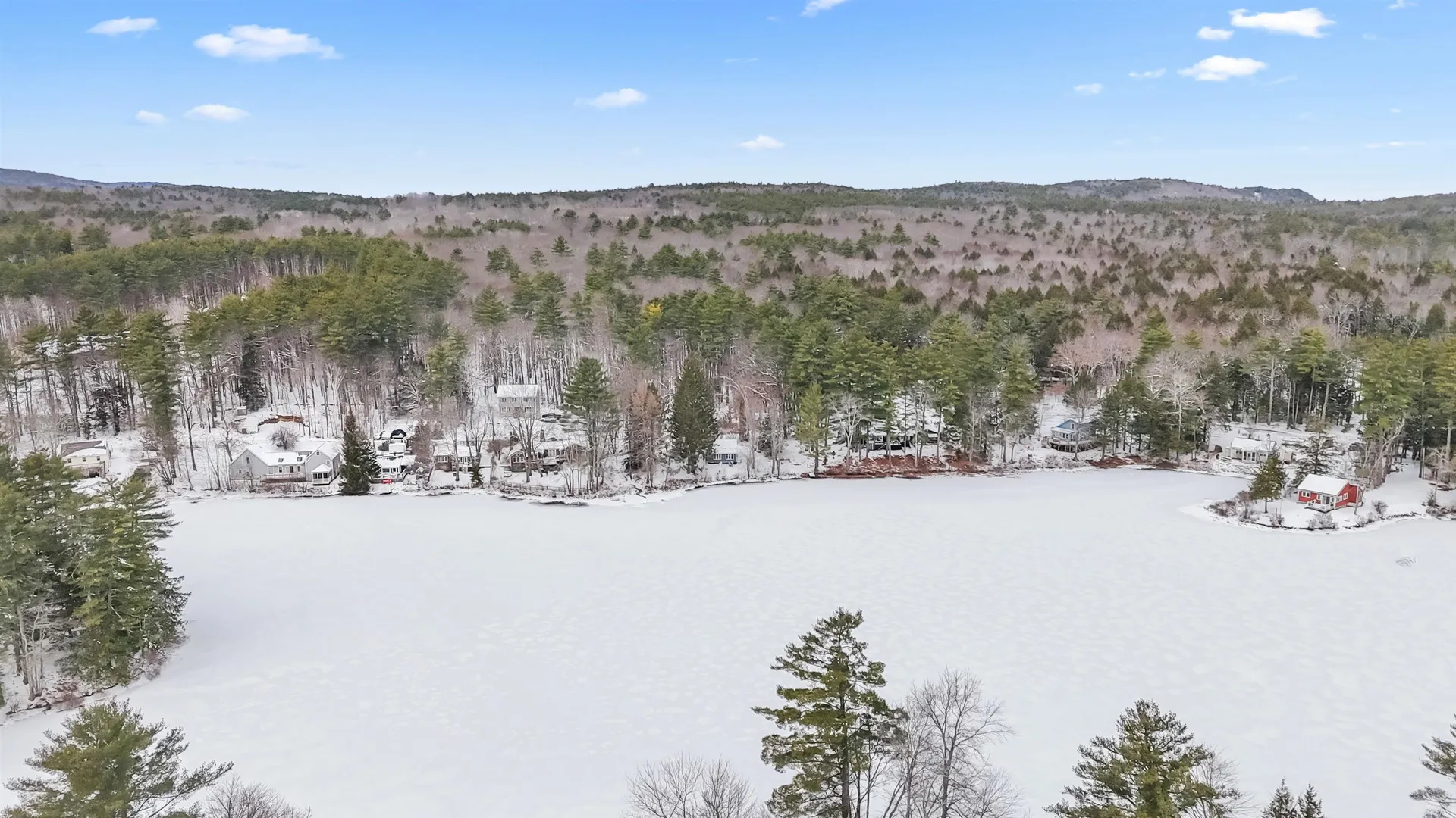 23 Hammond Road Deerfield NH 03037