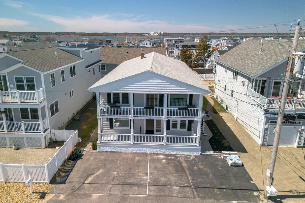 108 Ocean Drive Seabrook NH 03874