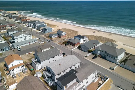 108 Ocean Drive Seabrook NH 03874