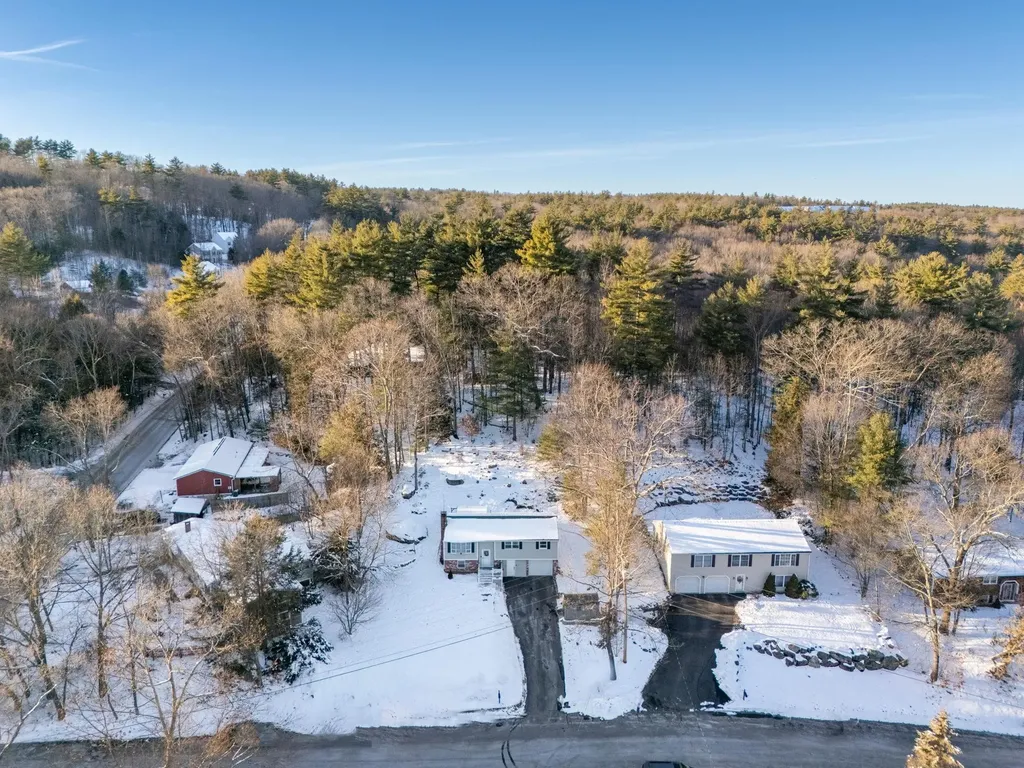 2 Brandywine Drive Hooksett NH 03106