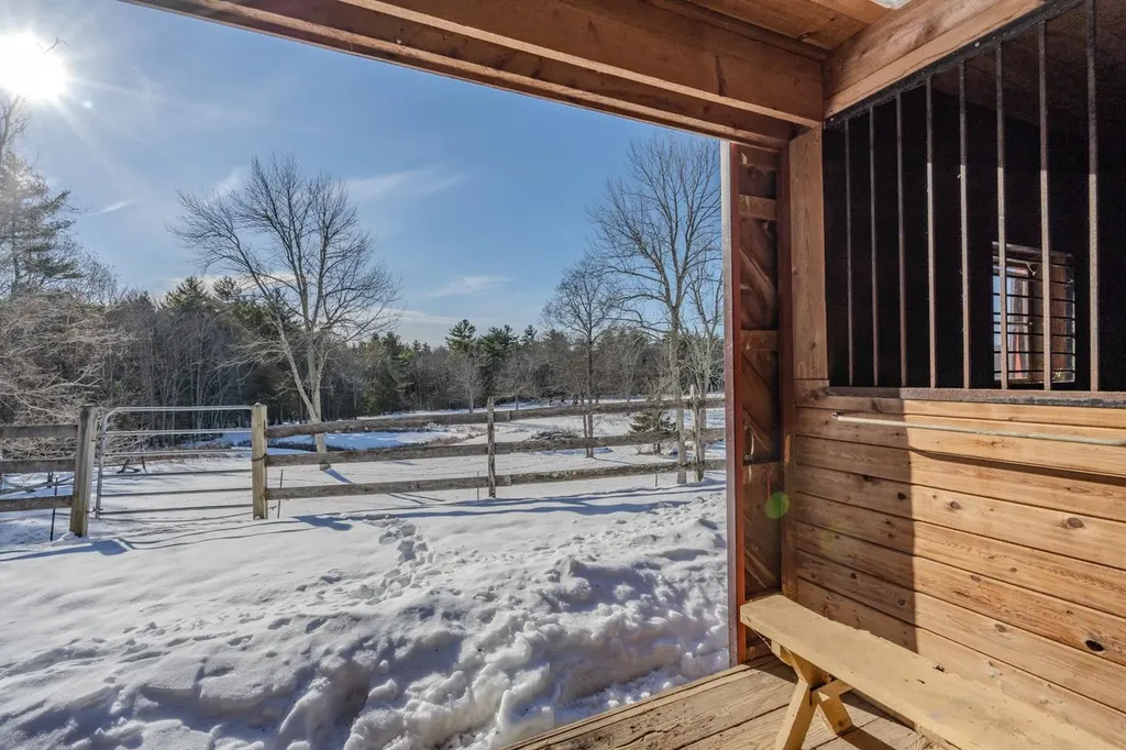 184 Deerfield Road Nottingham NH 03290