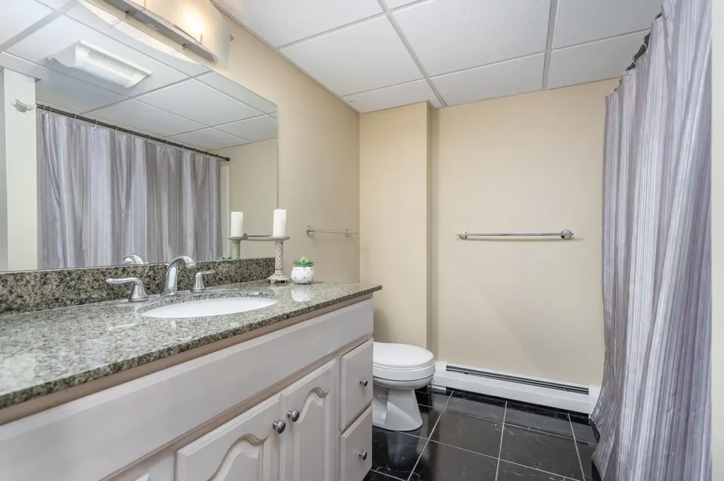 184 Deerfield Road Nottingham NH 03290