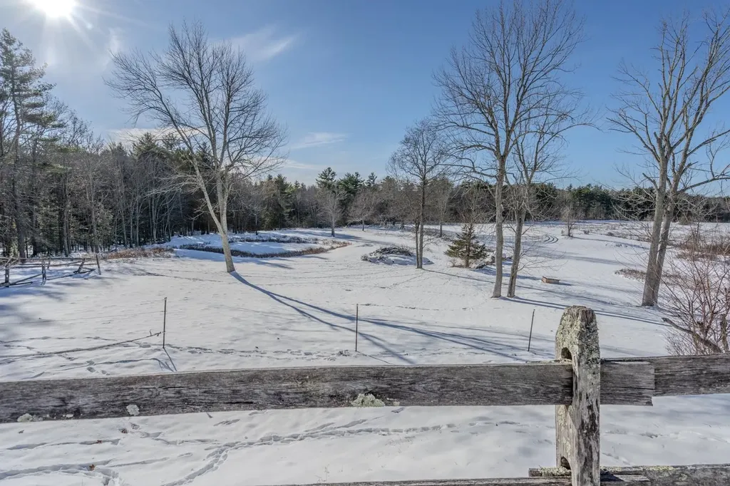 184 Deerfield Road Nottingham NH 03290