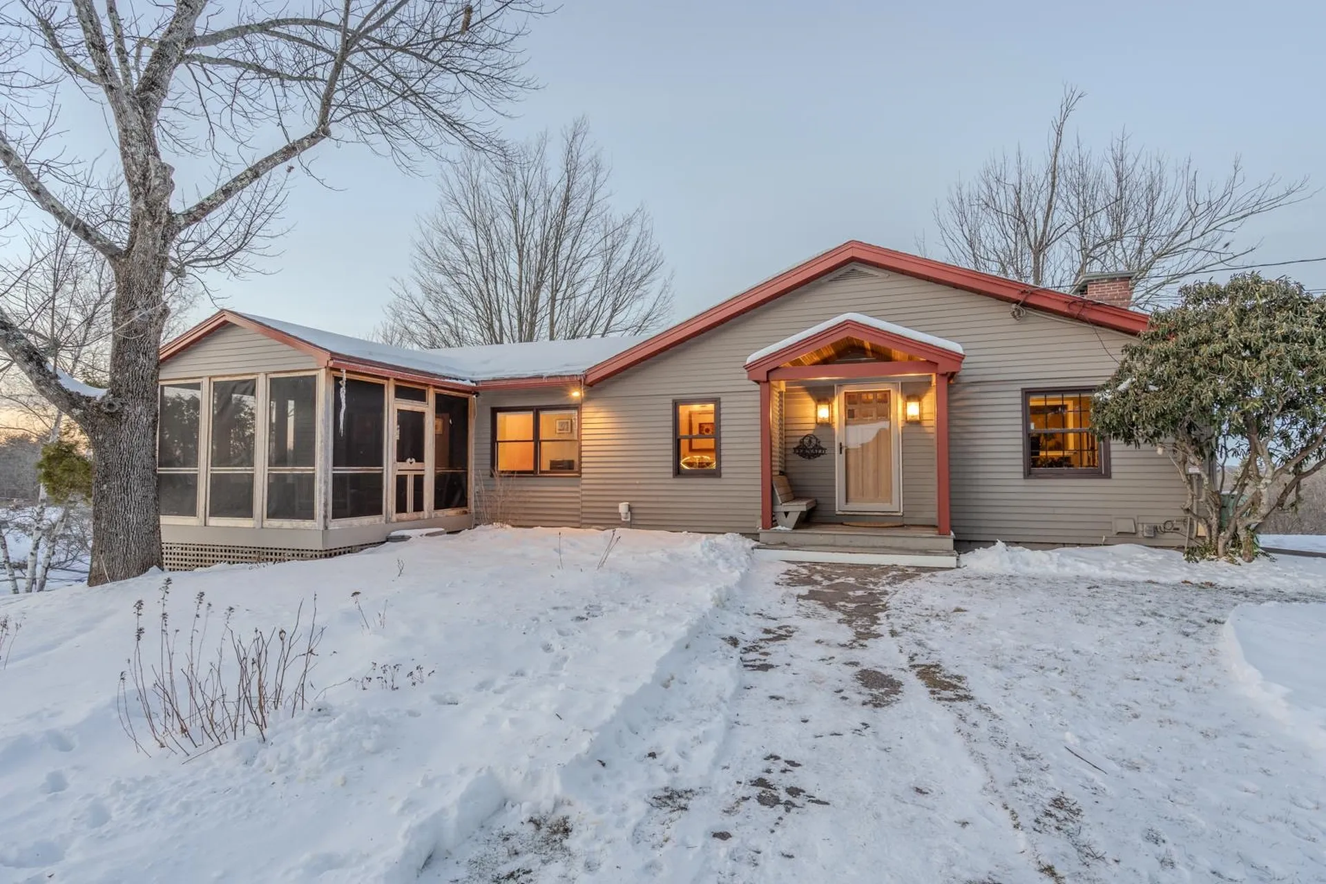 184 Deerfield Road Nottingham NH 03290