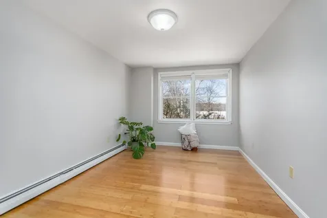 184 Deerfield Road Nottingham NH 03290