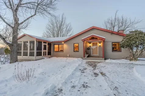 184 Deerfield Road Nottingham NH 03290