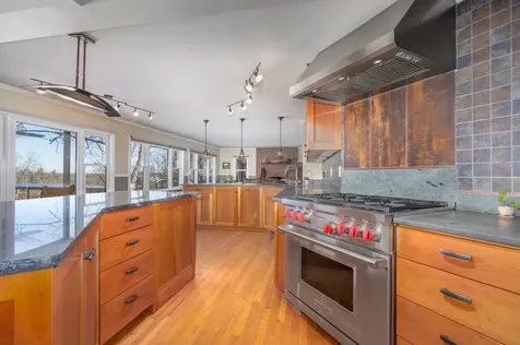 184 Deerfield Road Nottingham NH 03290