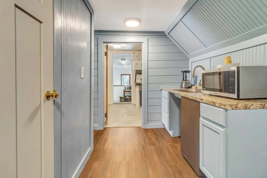 36 U.s. Route 4 Bridgewater VT 05034