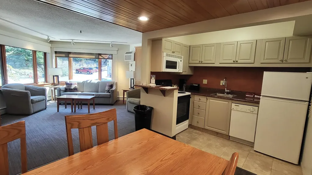 90 Loon Mountain Road Lincoln NH 03251