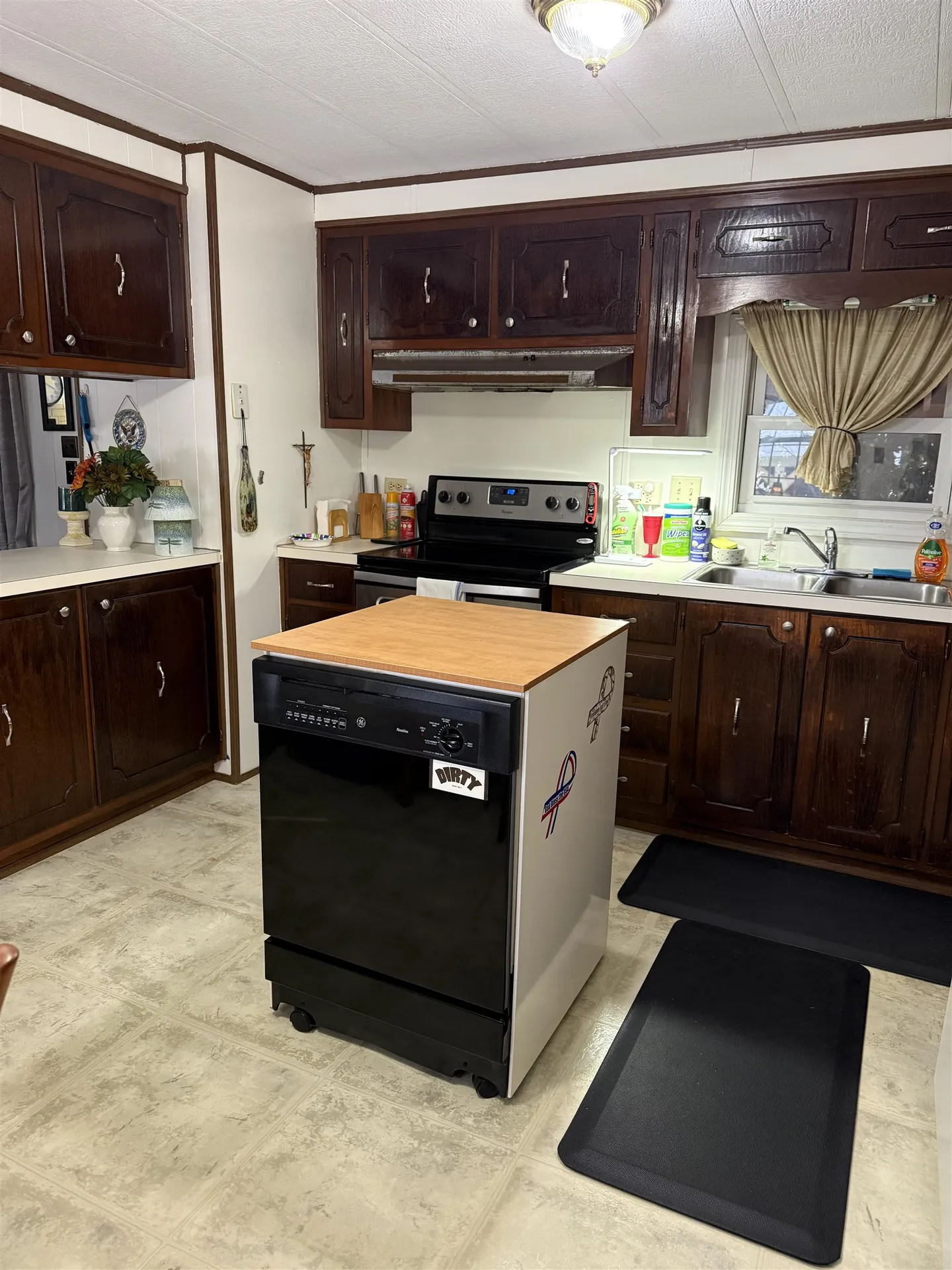 1013 Camelot Drive Exeter NH 03833