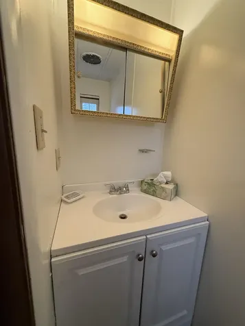 1013 Camelot Drive Exeter NH 03833