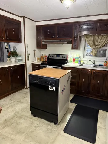 1013 Camelot Drive Exeter NH 03833