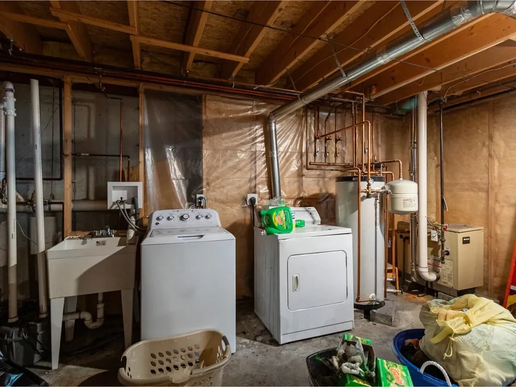 11-13 Leclair Street Winooski VT 05404