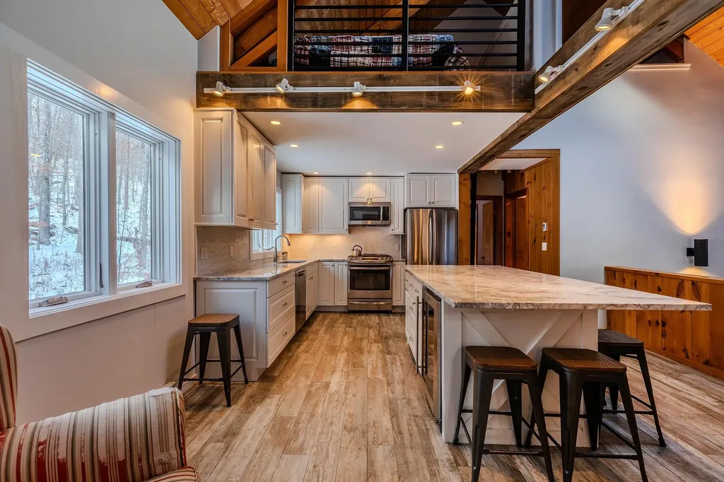 7 Roundtree Road Winhall VT 05340