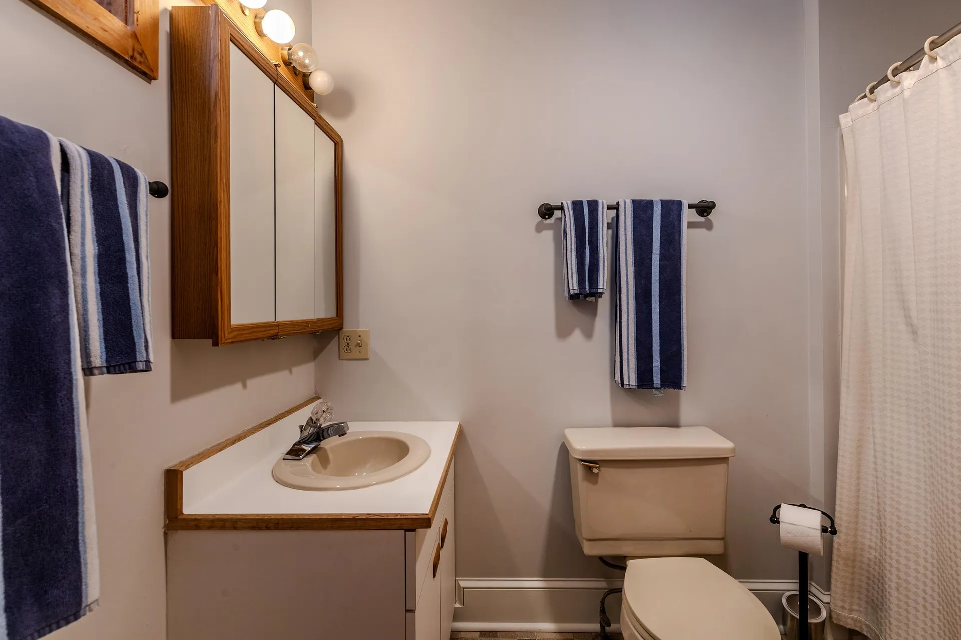 7 Roundtree Road Winhall VT 05340