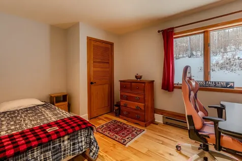 7 Roundtree Road Winhall VT 05340