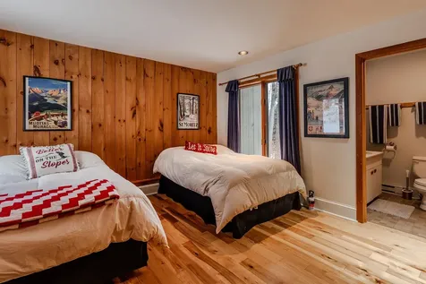 7 Roundtree Road Winhall VT 05340