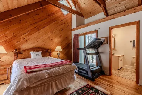 7 Roundtree Road Winhall VT 05340