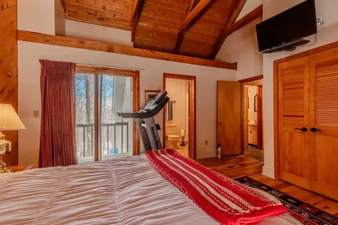 7 Roundtree Road Winhall VT 05340