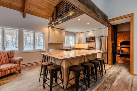 7 Roundtree Road Winhall VT 05340