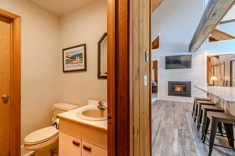 7 Roundtree Road Winhall VT 05340