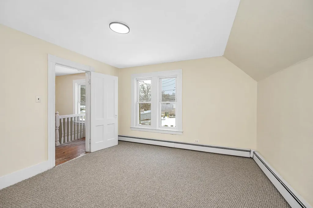 32 Crystal Avenue Derry NH 03038