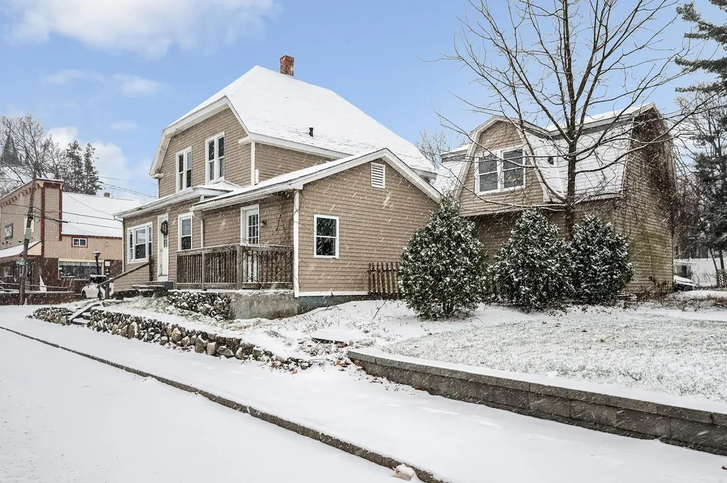 32 Crystal Avenue Derry NH 03038