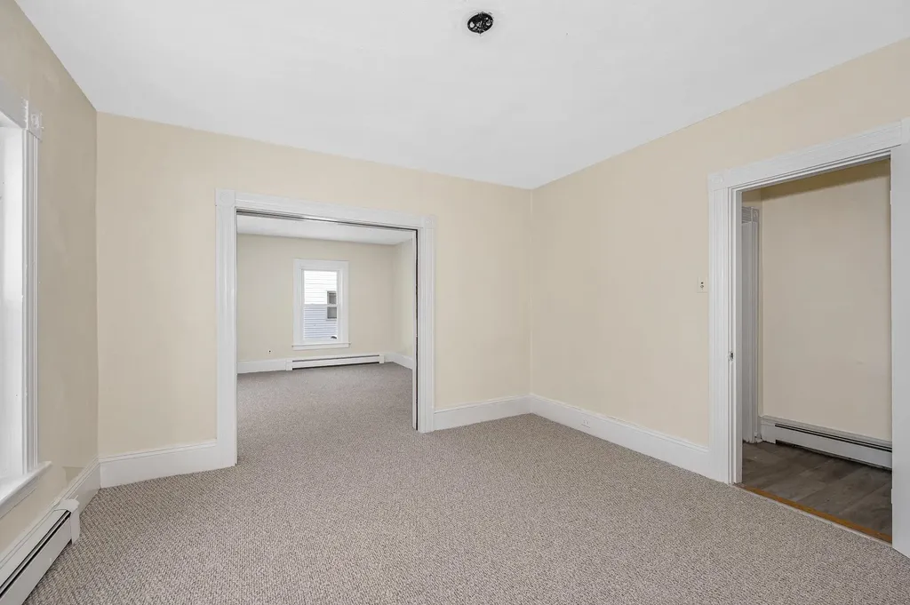 32 Crystal Avenue Derry NH 03038