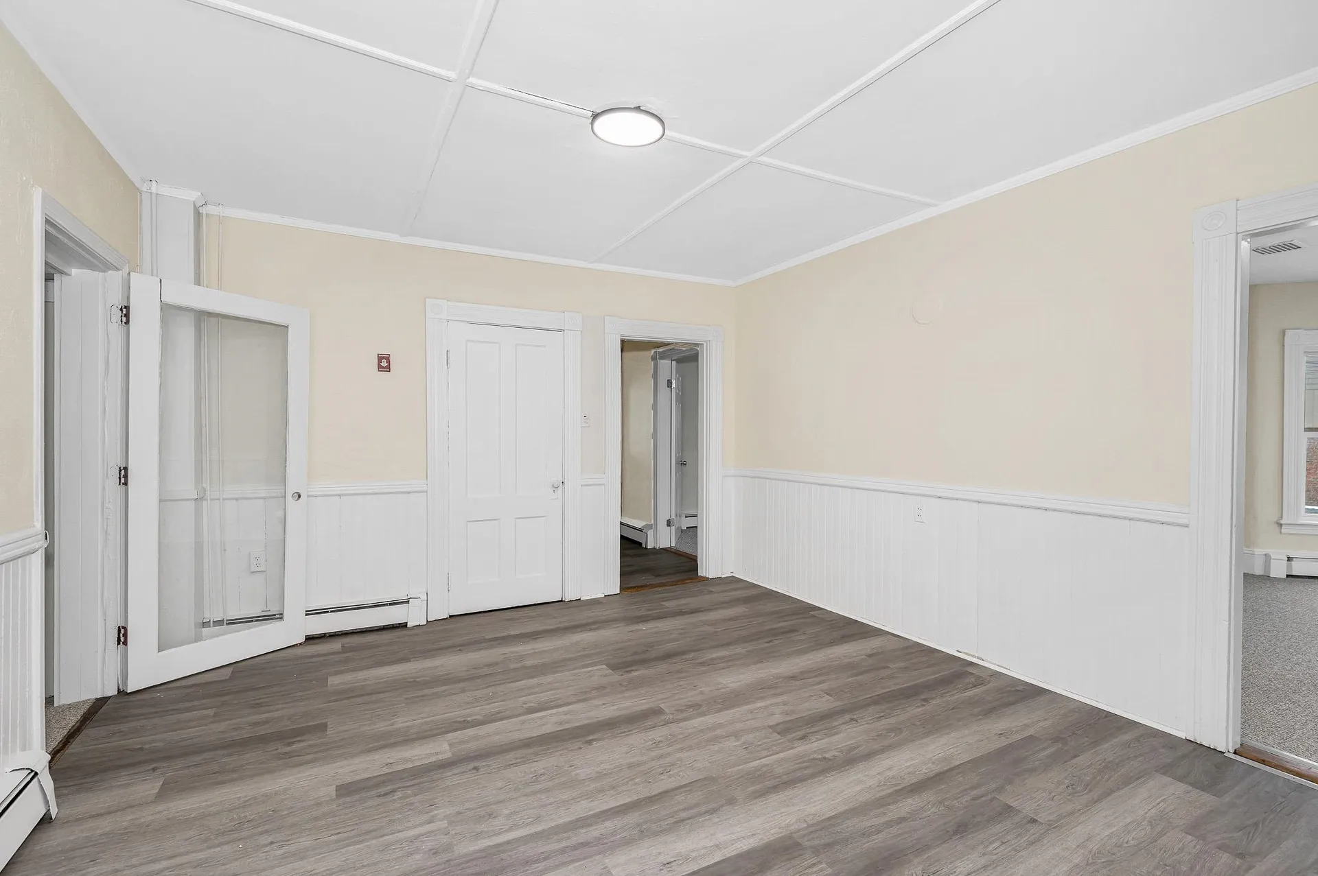 32 Crystal Avenue Derry NH 03038