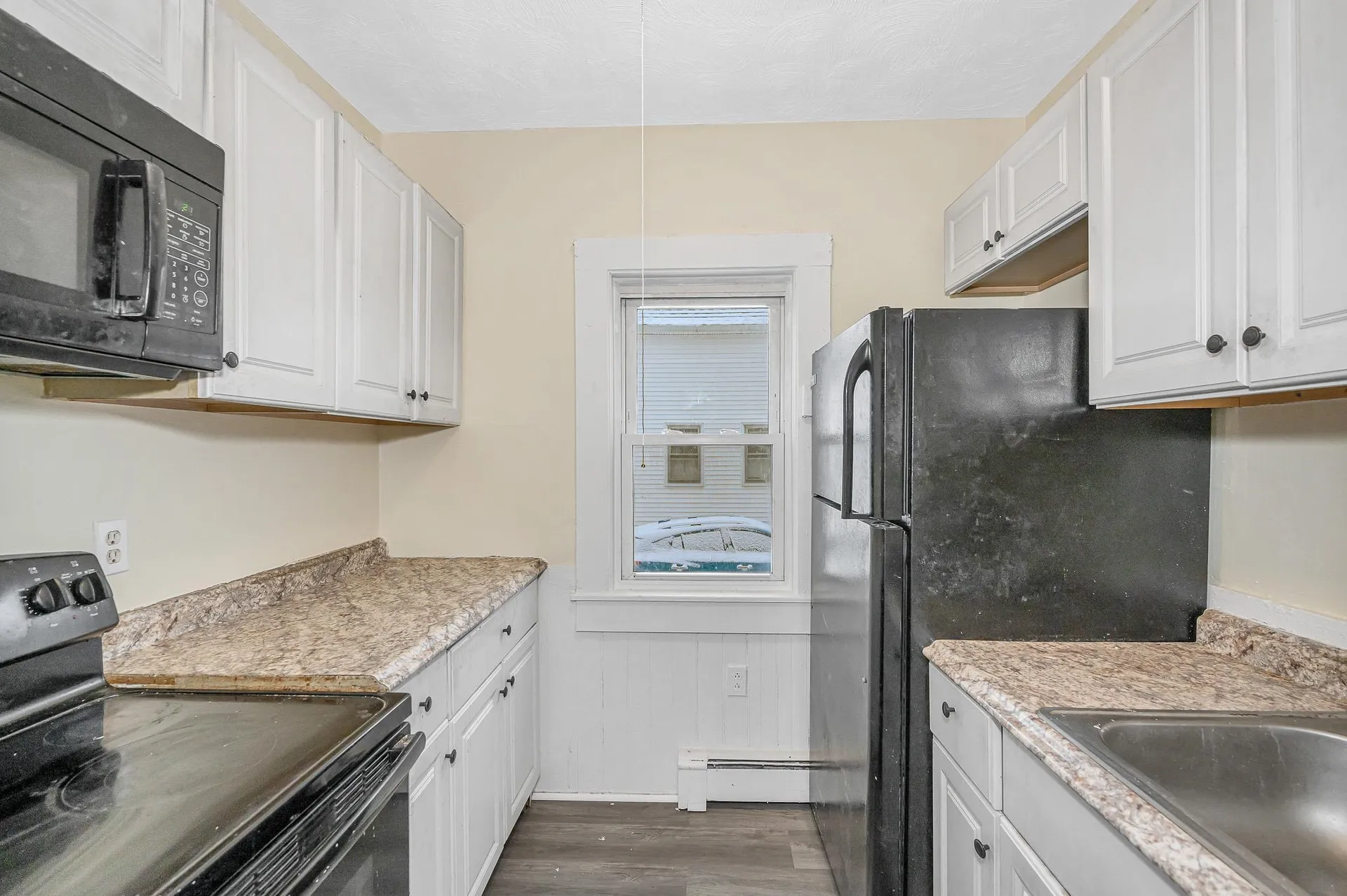 32 Crystal Avenue Derry NH 03038