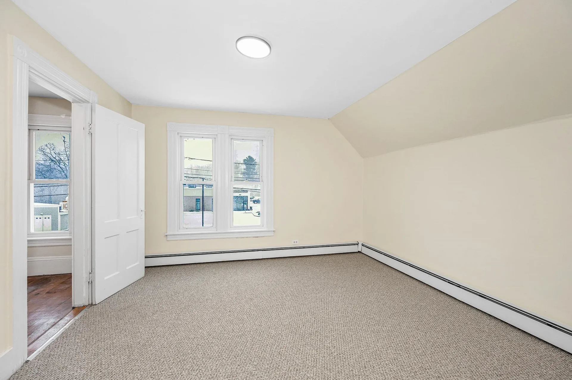 32 Crystal Avenue Derry NH 03038