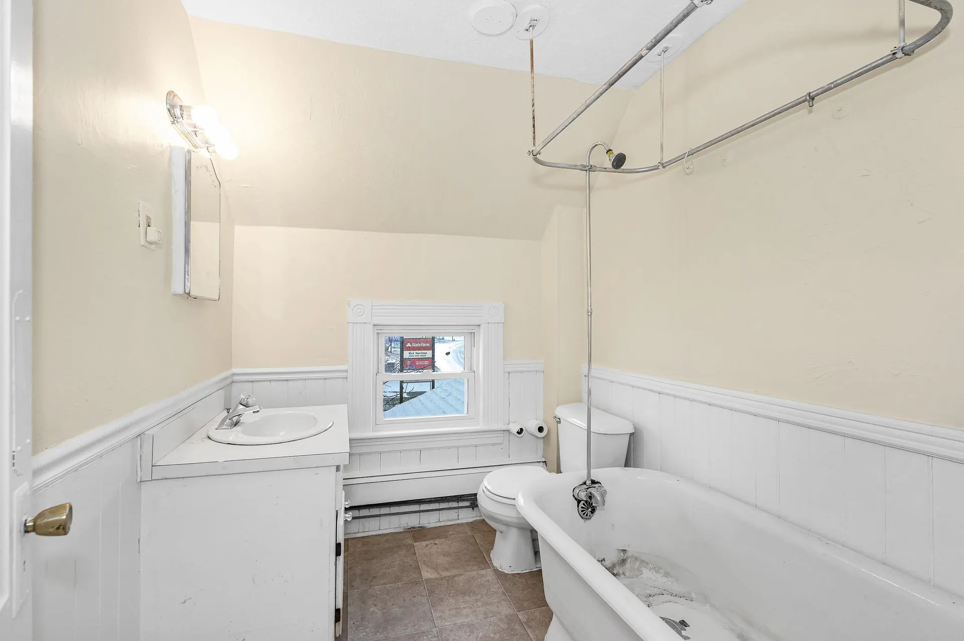 32 Crystal Avenue Derry NH 03038