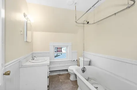 32 Crystal Avenue Derry NH 03038