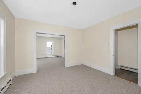 32 Crystal Avenue Derry NH 03038