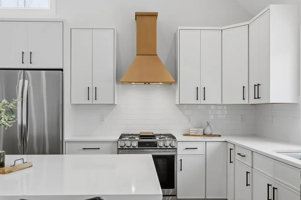 182 Shore Drive Salem NH 03079