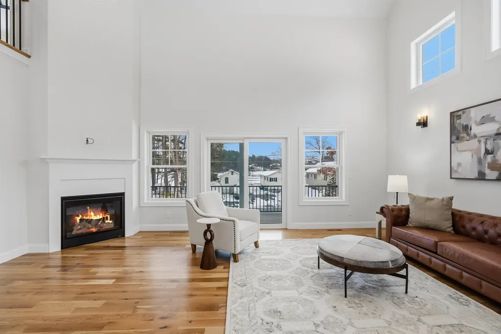 182 Shore Drive Salem NH 03079