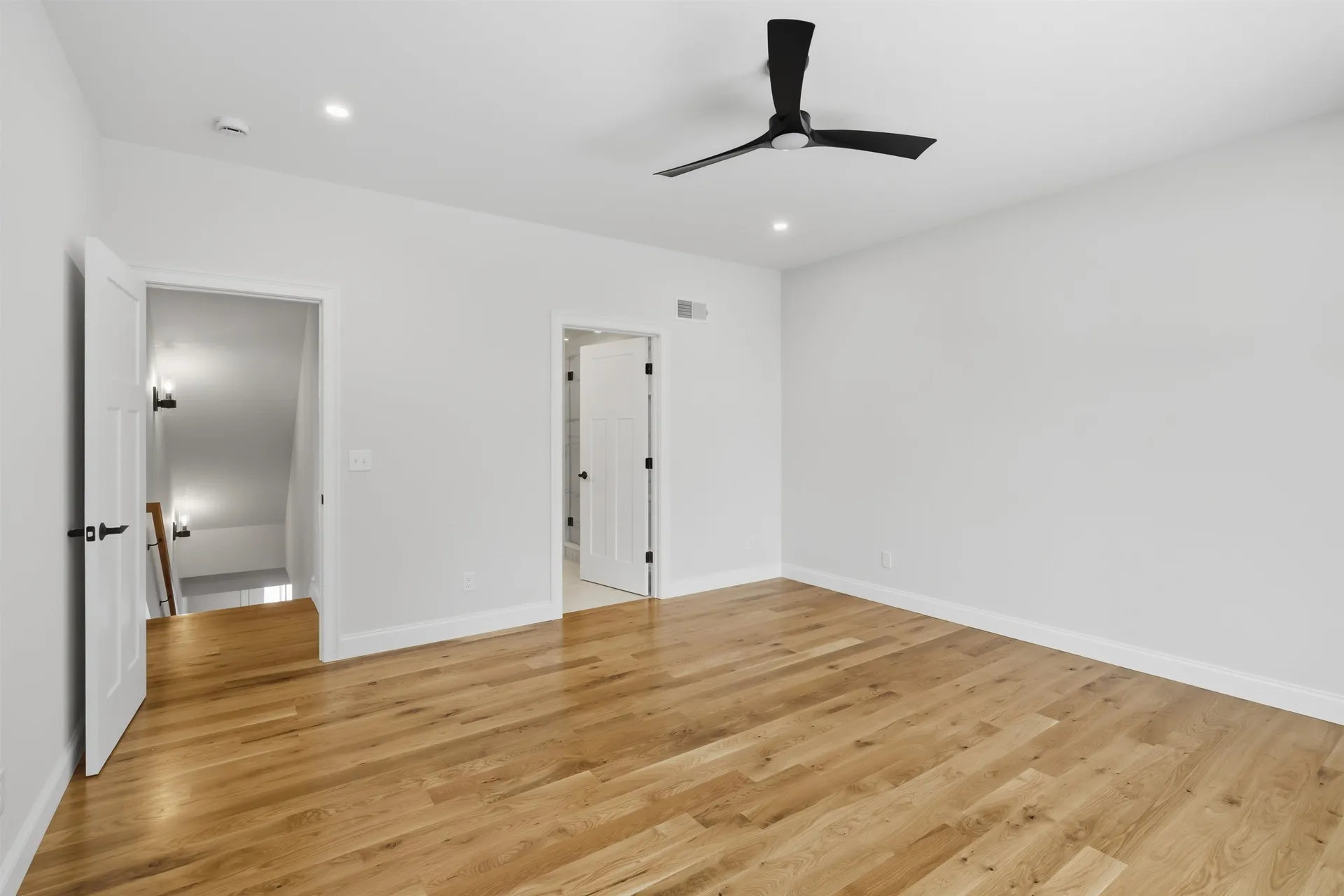 182 Shore Drive Salem NH 03079