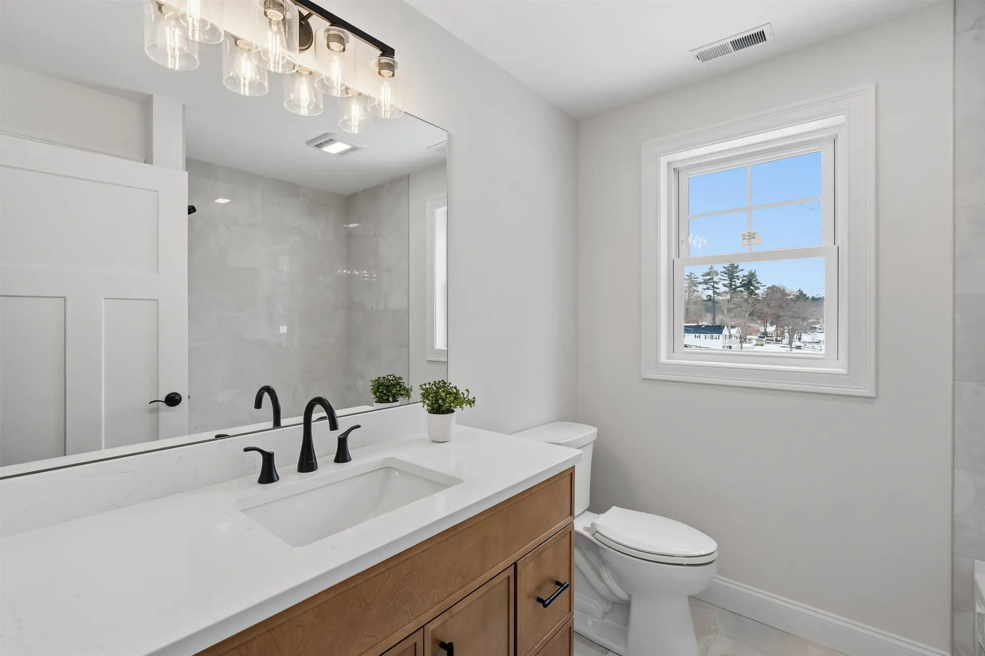 182 Shore Drive Salem NH 03079