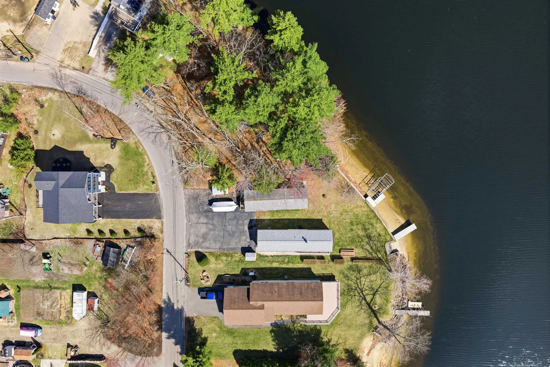 182 Shore Drive Salem NH 03079