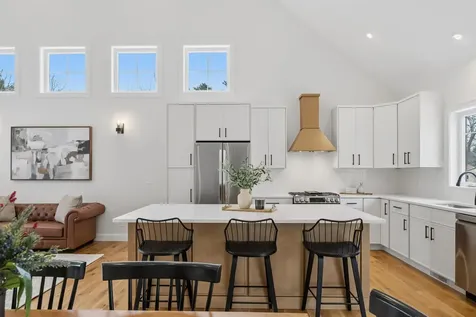 182 Shore Drive Salem NH 03079