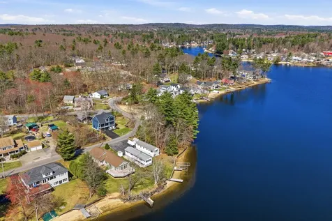182 Shore Drive Salem NH 03079